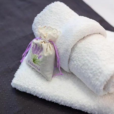 Mare's 1 Lägenhet Split