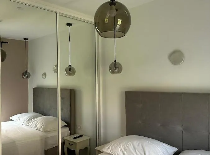 Apartment Mare's 1 *